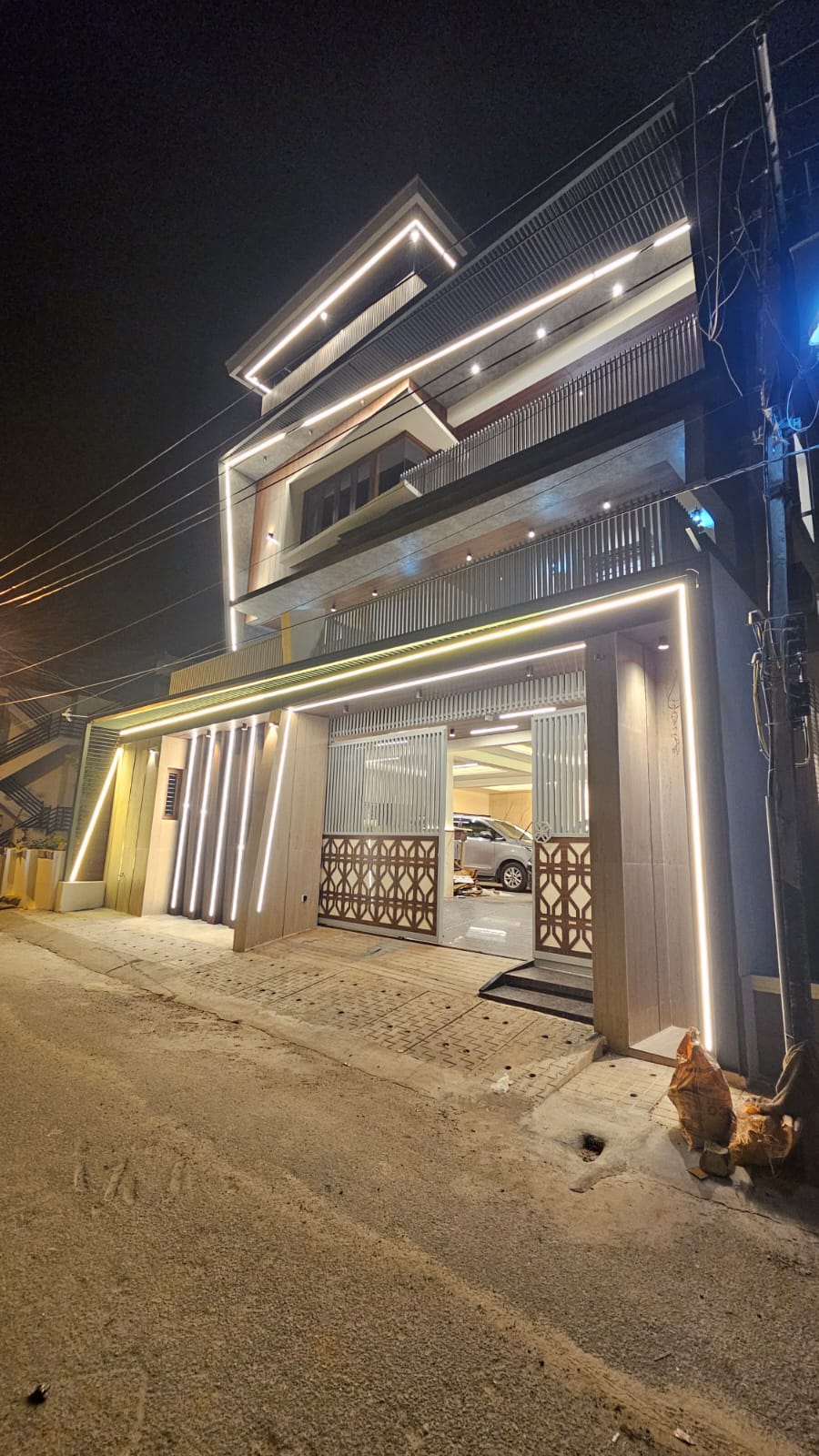 Mr. Abdul Kareem Residence
