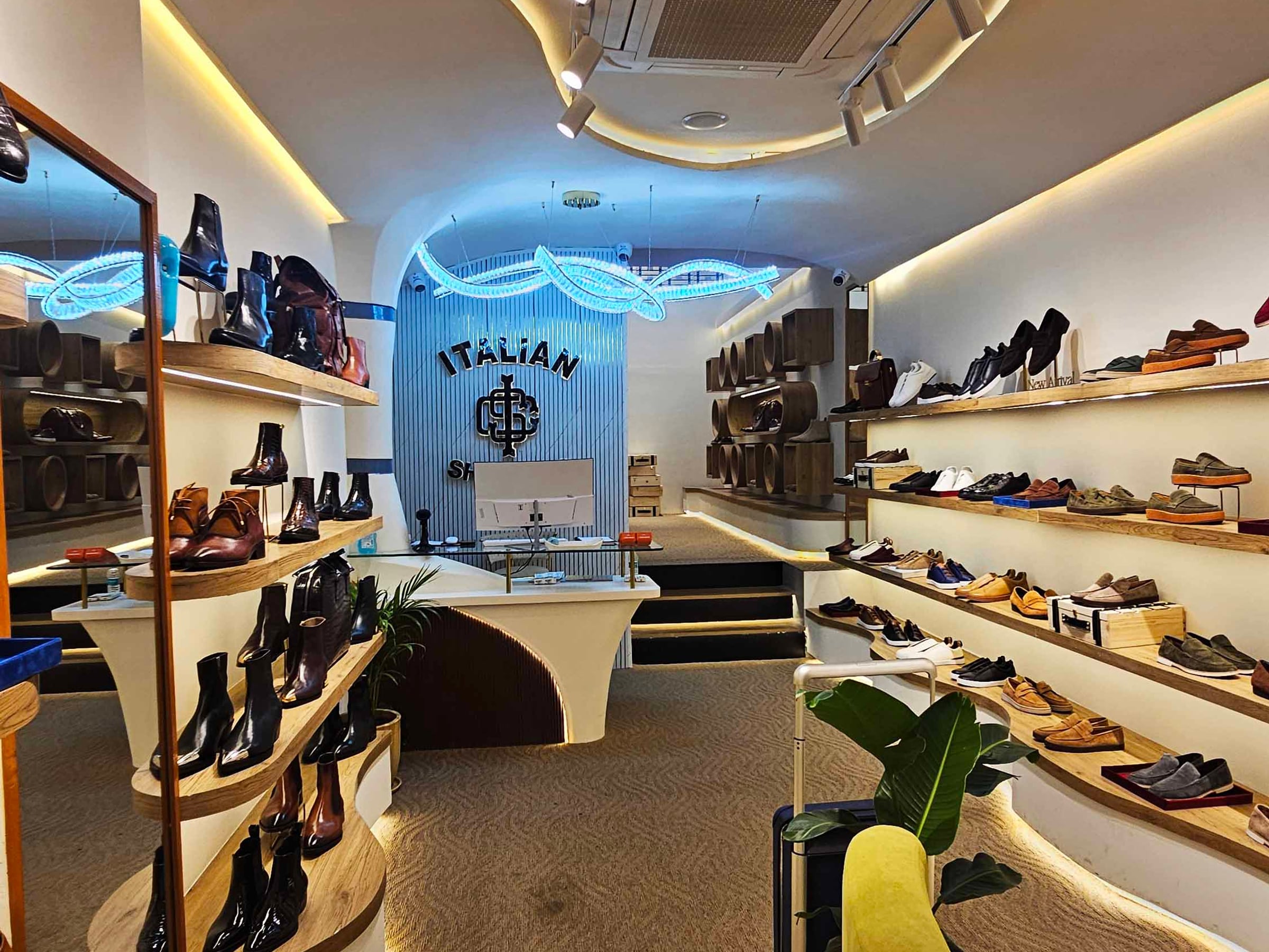 Brigade Road Italian Shoe Store