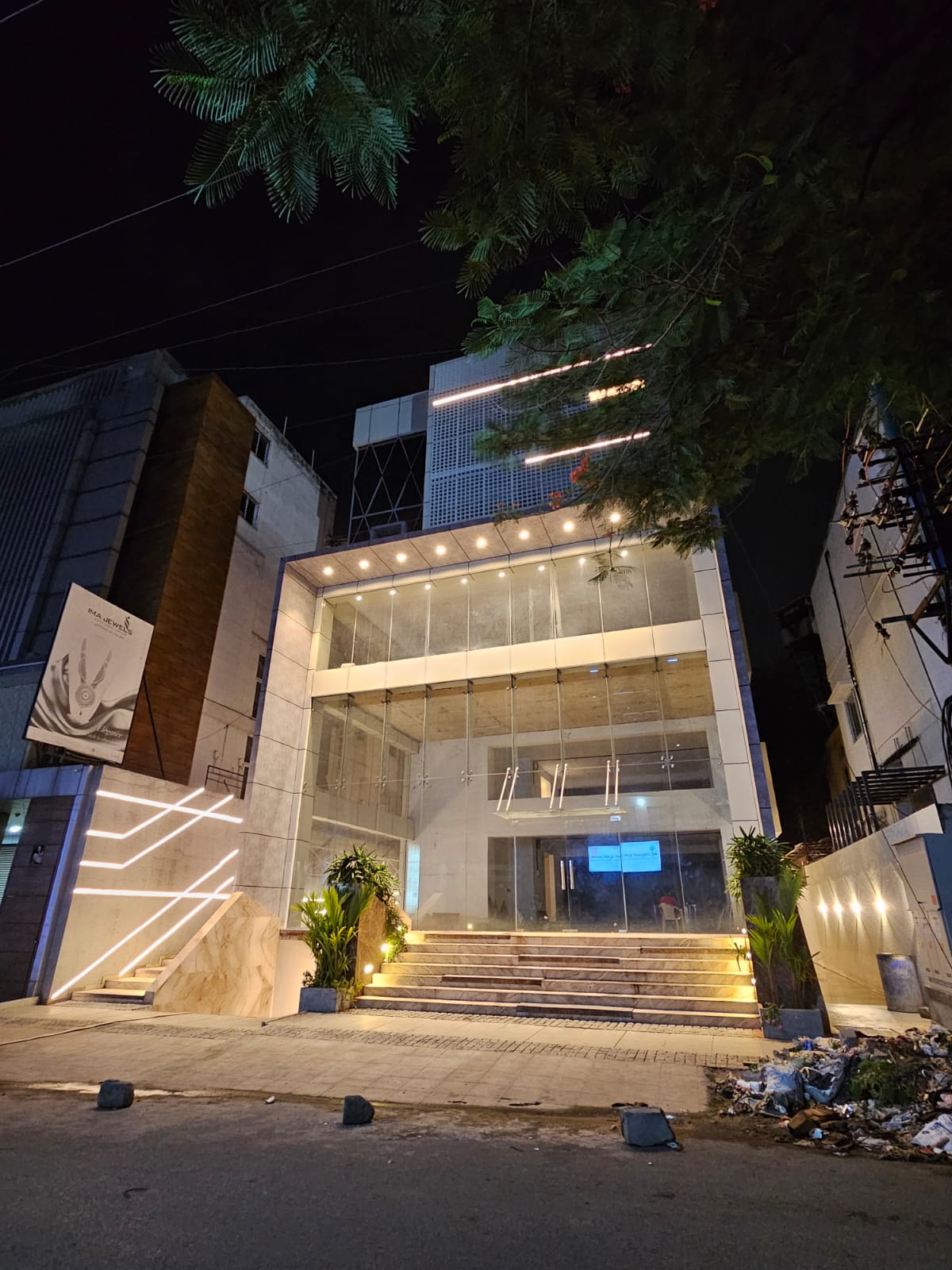 InClover Taj Avenue
